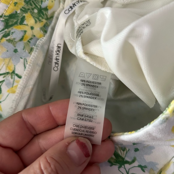 Calvin Klein size small stretch dress pants - Picture 7 of 7